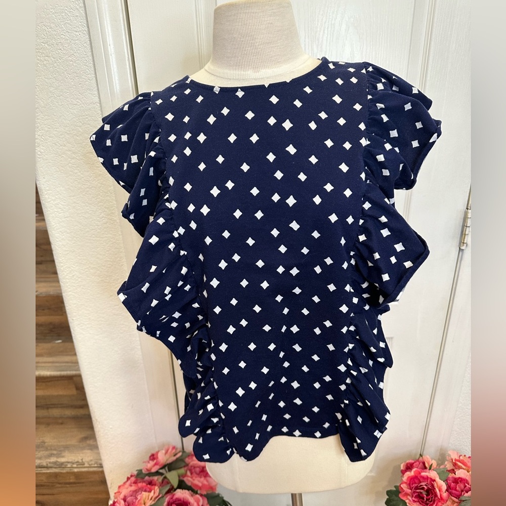 Vineyard Vines Blue Top with Ruffles